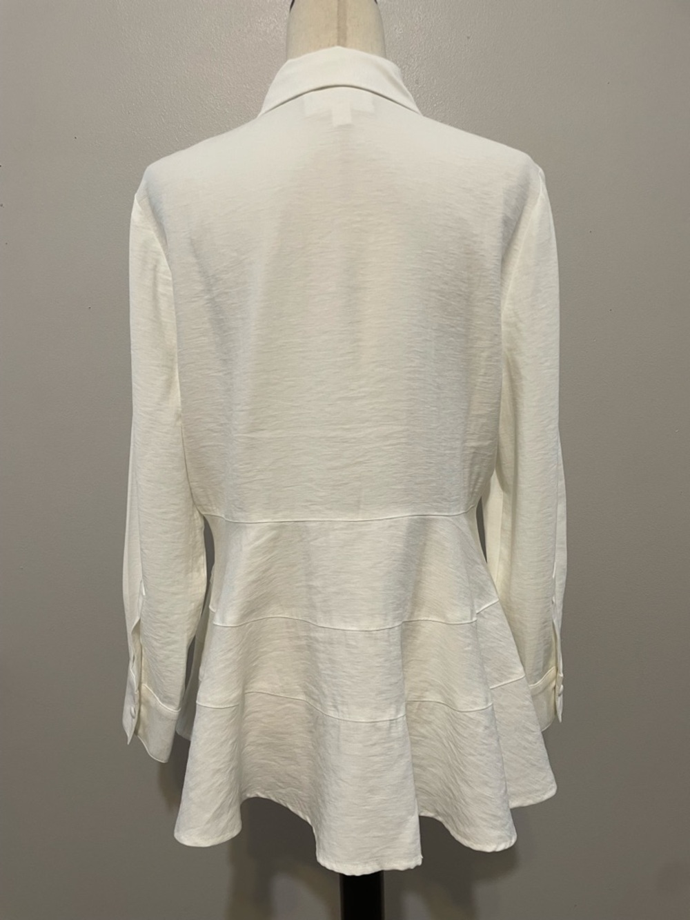 Pomander Place White Button-Down Peplum Shirt - Picture 7 of 12